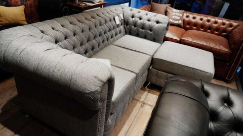 Sofa Chesterfield 3 cuerpos con alargue